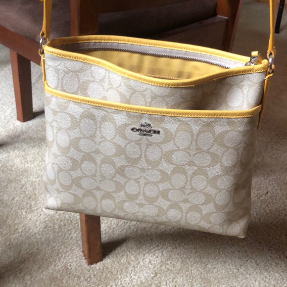 Coach Handbags - Coach cross body purse